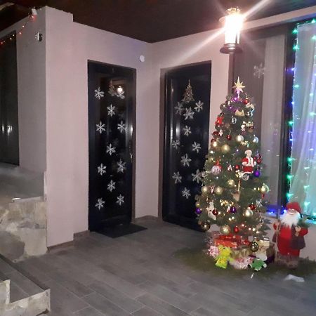 House Lia Hotel Borjomi Luaran gambar