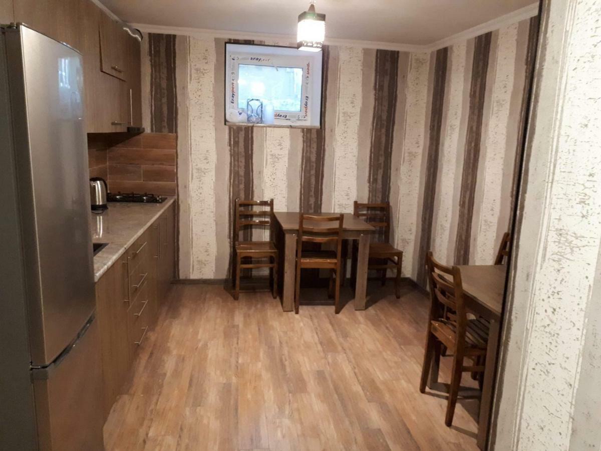 House Lia Hotel Borjomi Luaran gambar